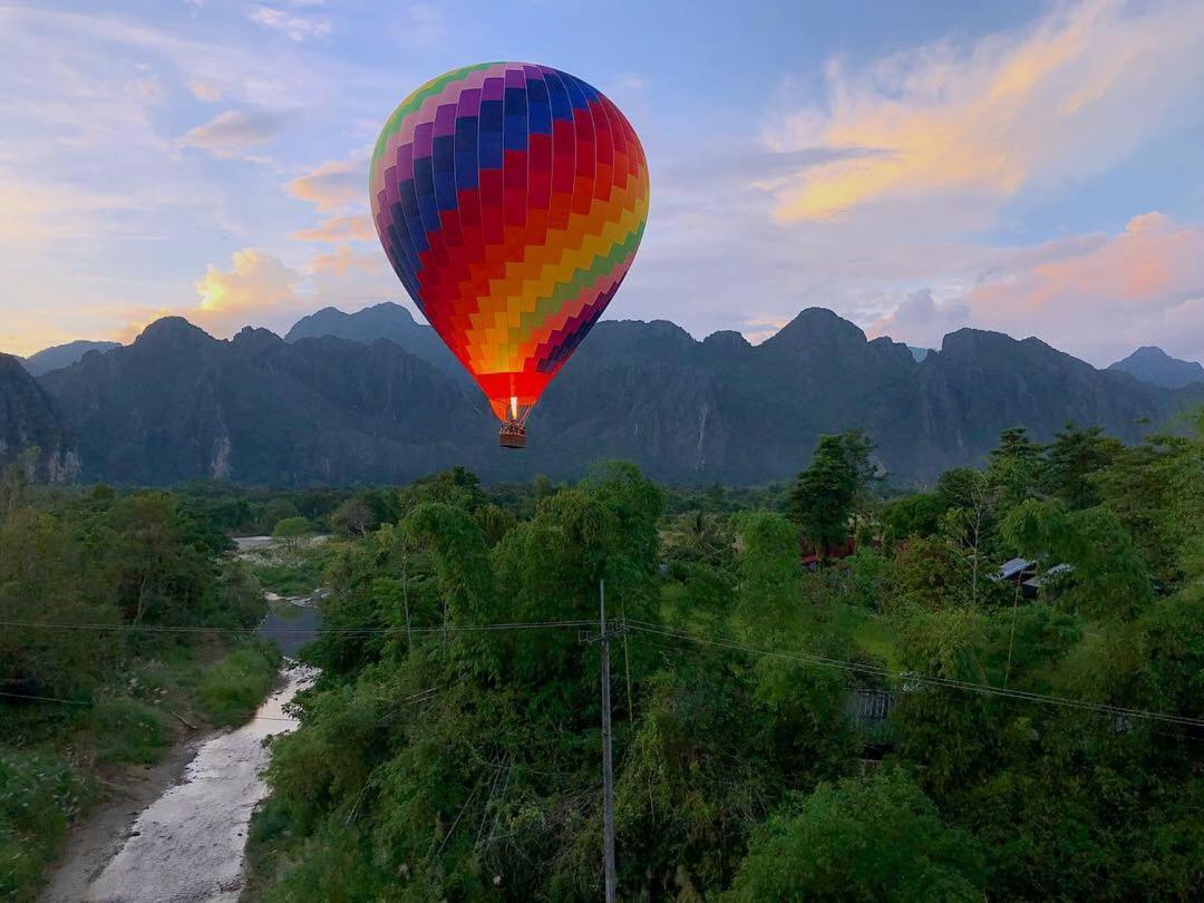 Blue Guesthouse Vang Vieng Luaran gambar