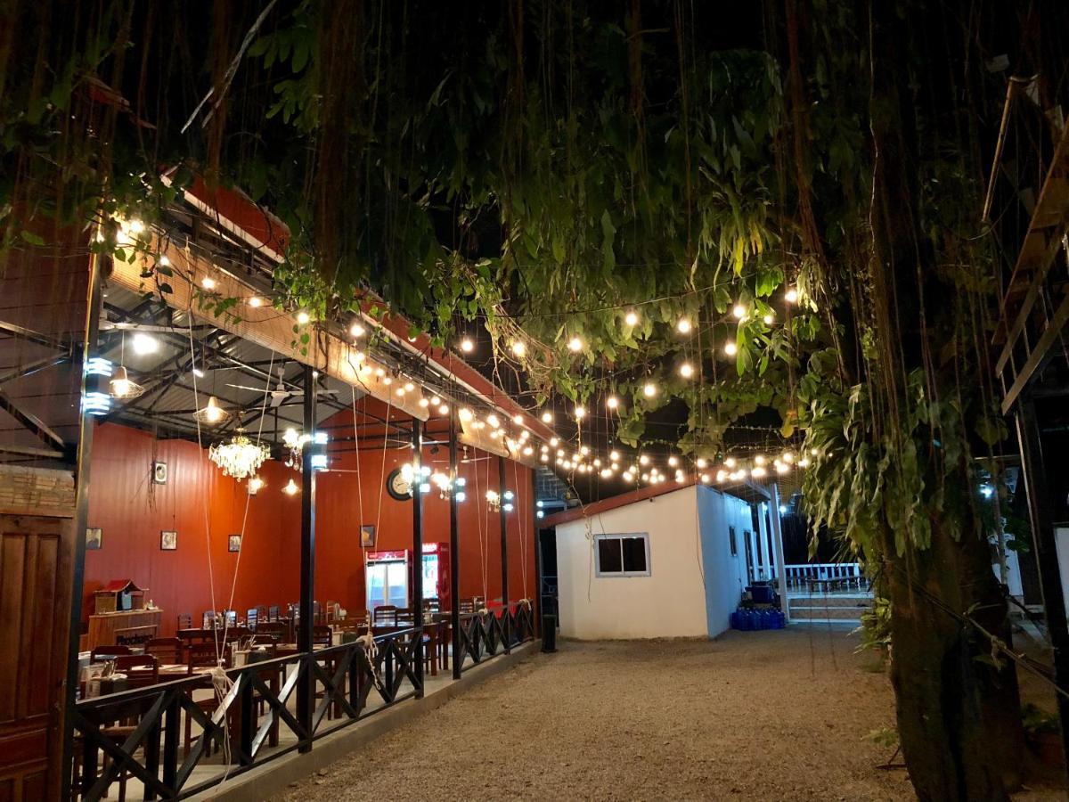 Blue Guesthouse Vang Vieng Luaran gambar